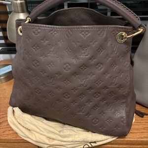 Louis Vuitton Dark Brown Artsy MM Monogram